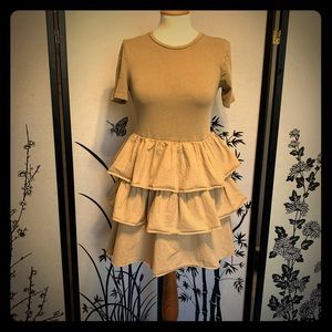 🌿Zara ruffles dress Sold everywhere🌿